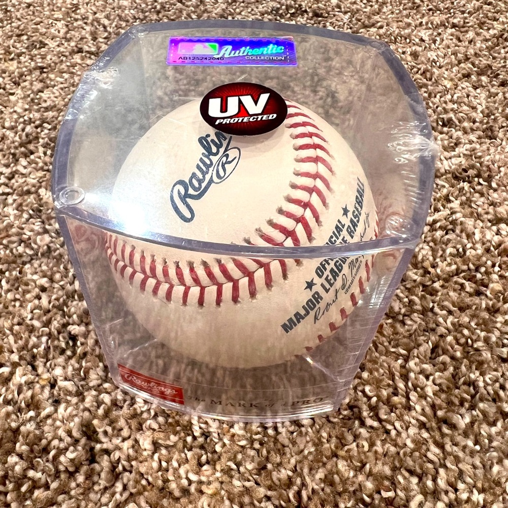 ROMLB Rawlings Official Major League Baseball